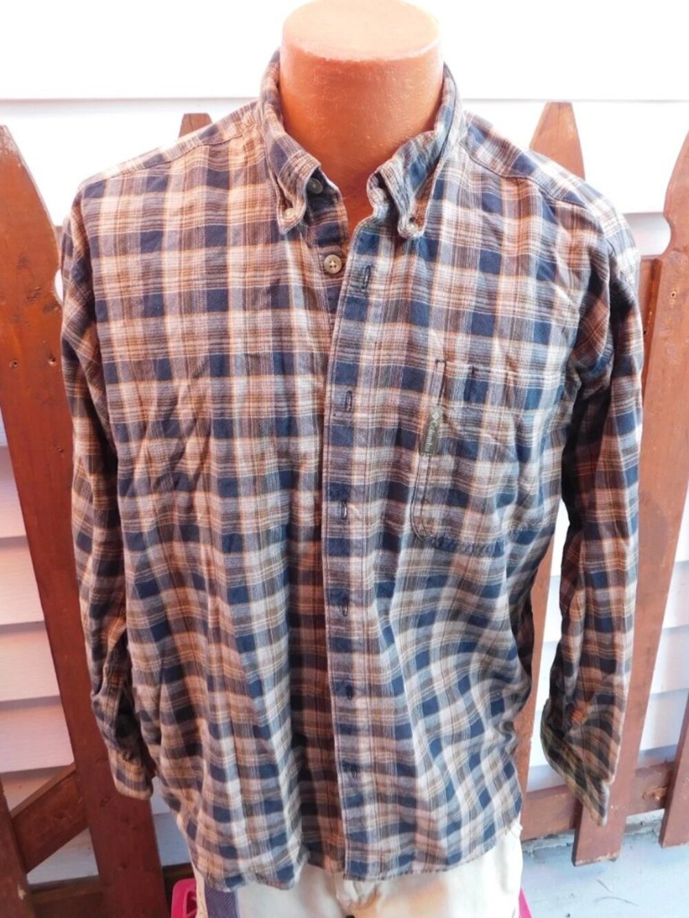 Columbia Mens Long Sleeve Button Shirt Large OUTDOOR Portland Oregon USA